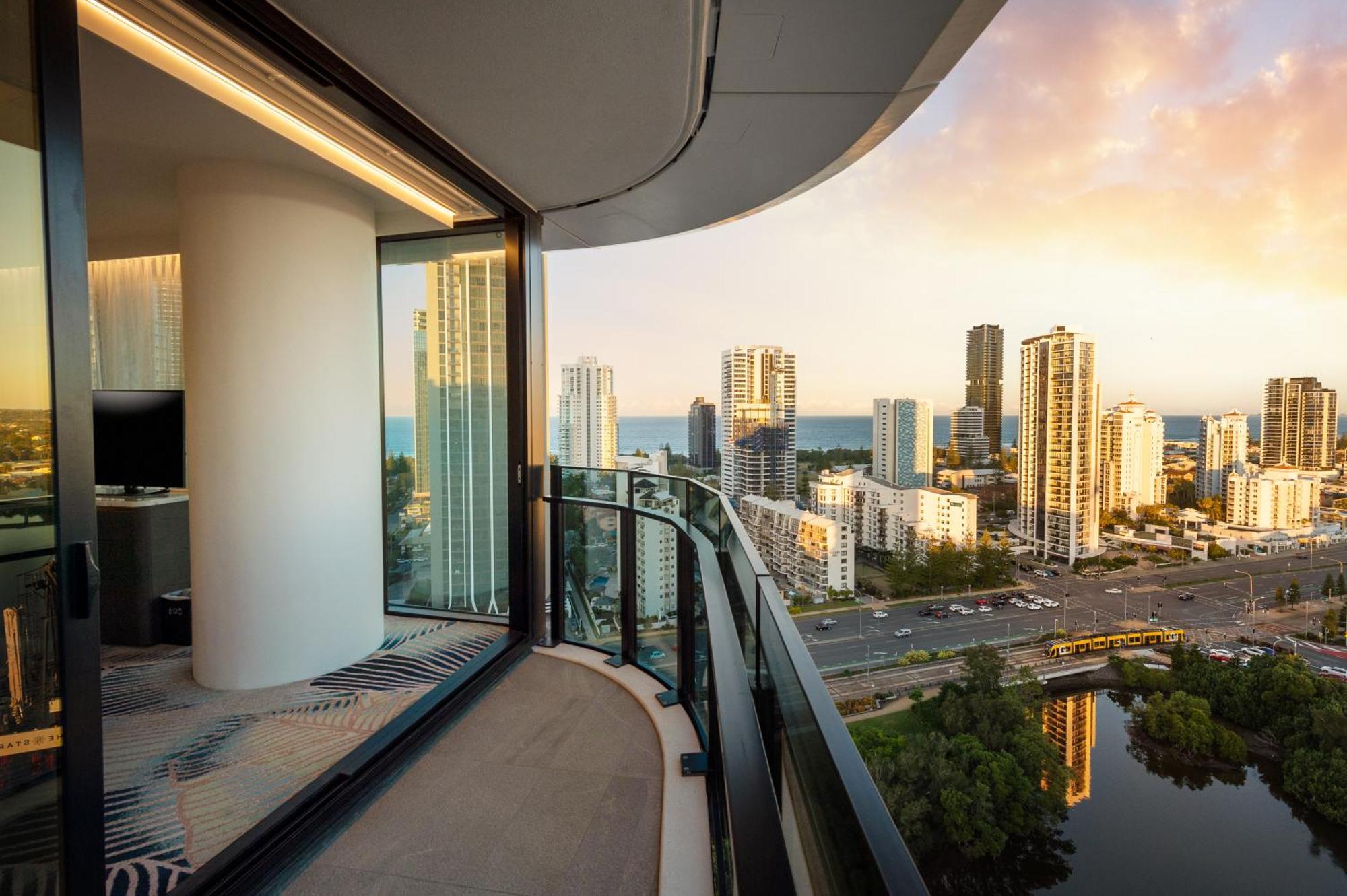 Dorsett Gold Coast Hotel Room photo